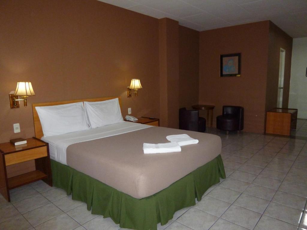 Sequoia Inn Davao Stadt Zimmer foto