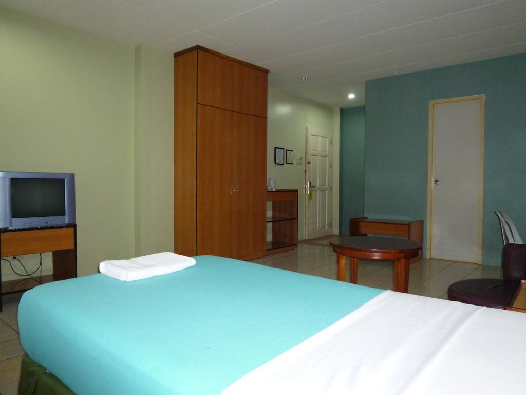 Sequoia Inn Davao Stadt Zimmer foto
